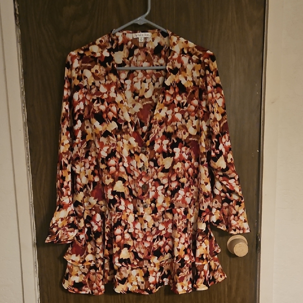 NWOT Anthro Ophelia Roe Top